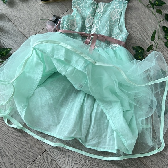 Mint green tulle dress for toddler - Picture 5 of 7